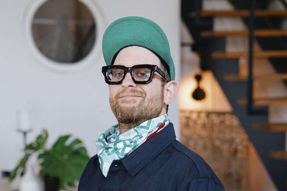 בנצי ארבל , חנן אסור