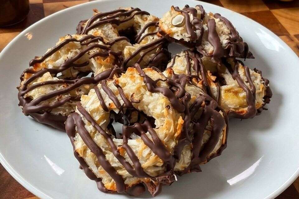 תשכחו מהיבשות: עוגיות קוקוס רכות ומפנקות ב-3 מרכיבים