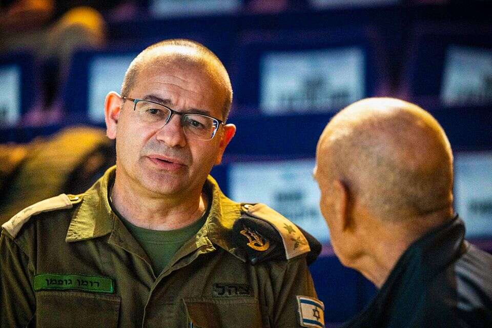 הקו כבר סומן. רומן גופמן , אורן בן חקון
