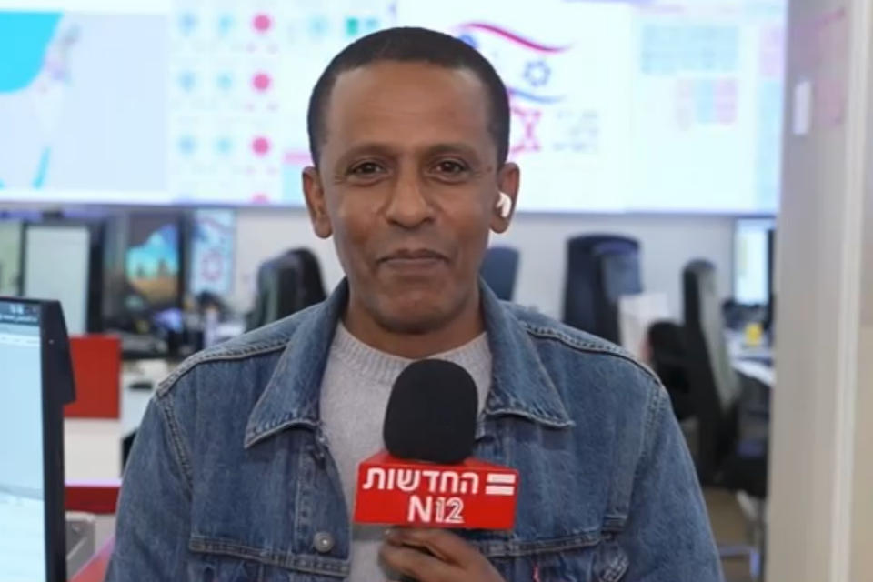ברהנו טגניה, לא נשאר אדיש , צילום מסך - ''אברי ושרקי'', קשת 12