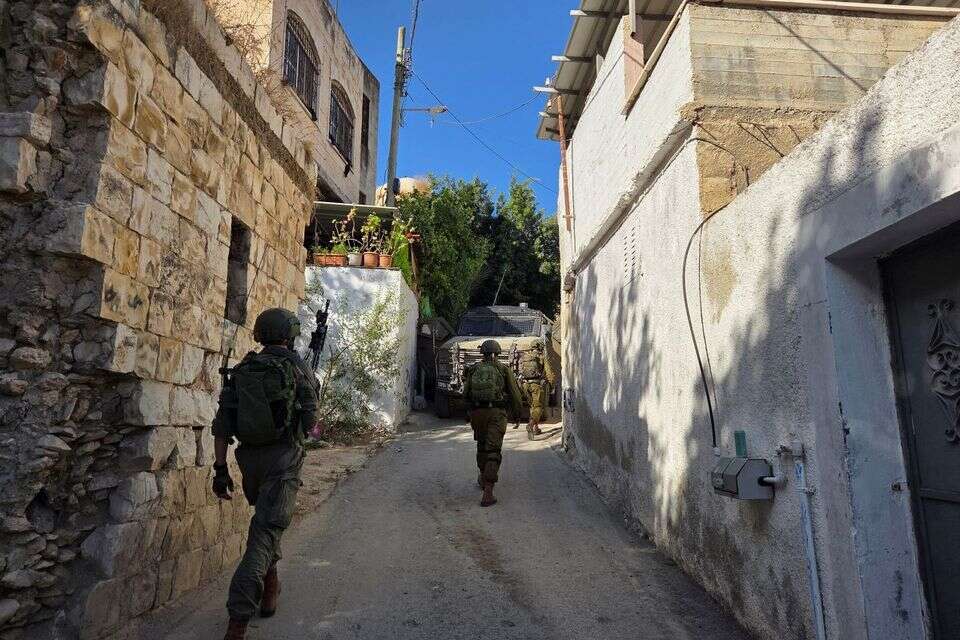 חיילי גדוד נצח ישראל בפעילות מבצעית ביהודה שומרון , רונן גרינוולד
