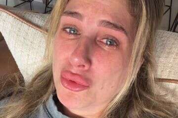 עדי בוזגלו פרצה בבכי: "היום אני מבינה"