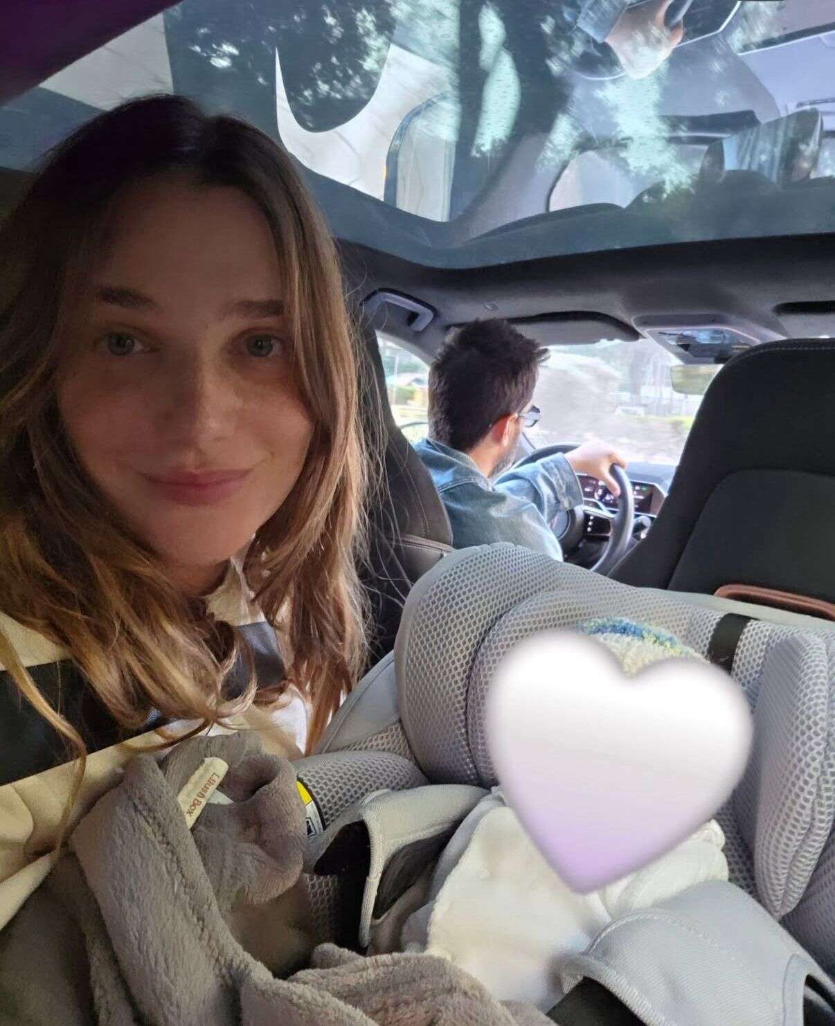 דנה פרידר בדרך הביתה עם יהודה לוי ונאיה נקטנה , מתוך עמוד האינסטגרם של דנה פרידר