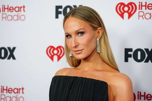 ניקי גלייזר , Jordan Strauss/Invision/AP