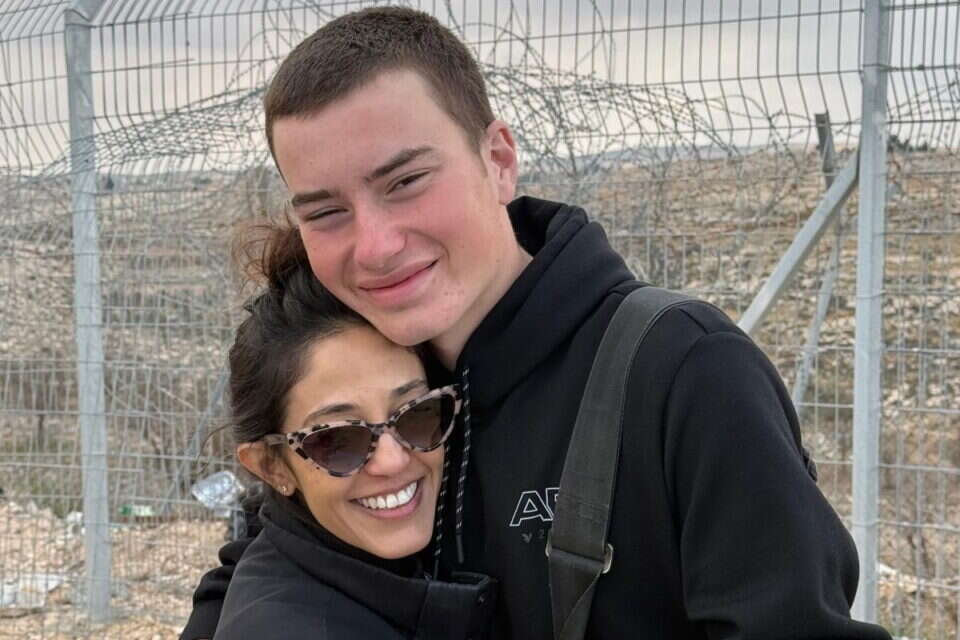 סמל עמית רגב ז"ל עם לירון בן יעקב
, באדיבות המשפחה
