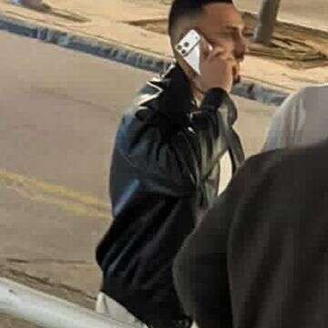 הלו?? איסקוב בשיחה חשובה