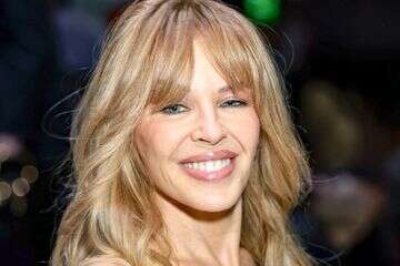 לידיעת קיילי מינוג: נשואים מאובחנים פחות בסרטן