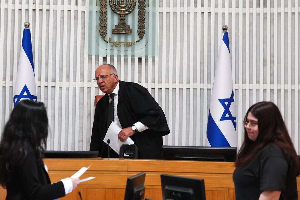 שופט בית המשפט העליון, נועם סולברג , אורן בן חקון