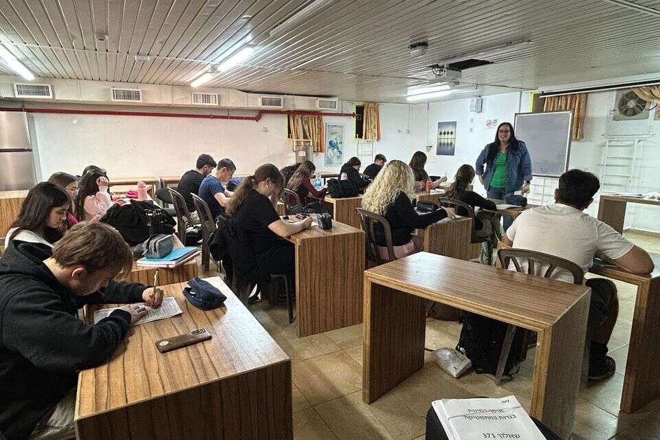  תלמידים , תקשורת אורט