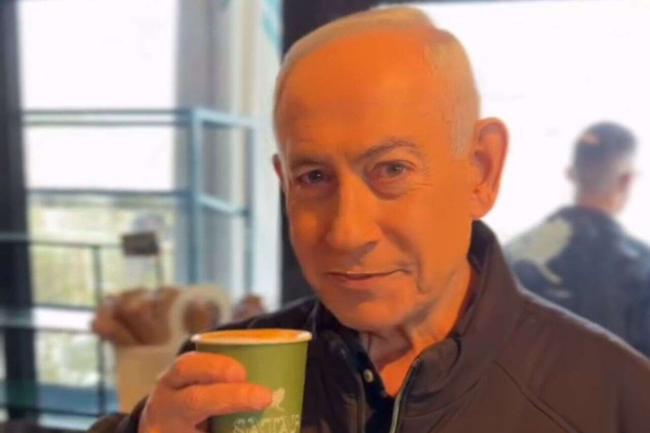 "Look what Bibi is doing": this is what Cafe Steph looked like after the war