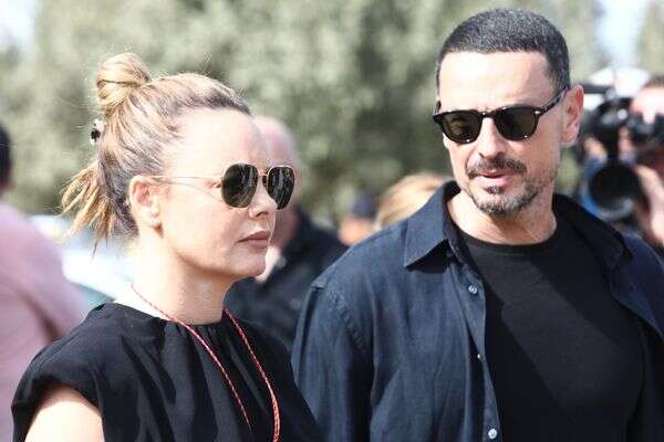 "הכל הפוך". יעל בר זוהר וגיא זו ארץ , גדעון מרקוביץ'