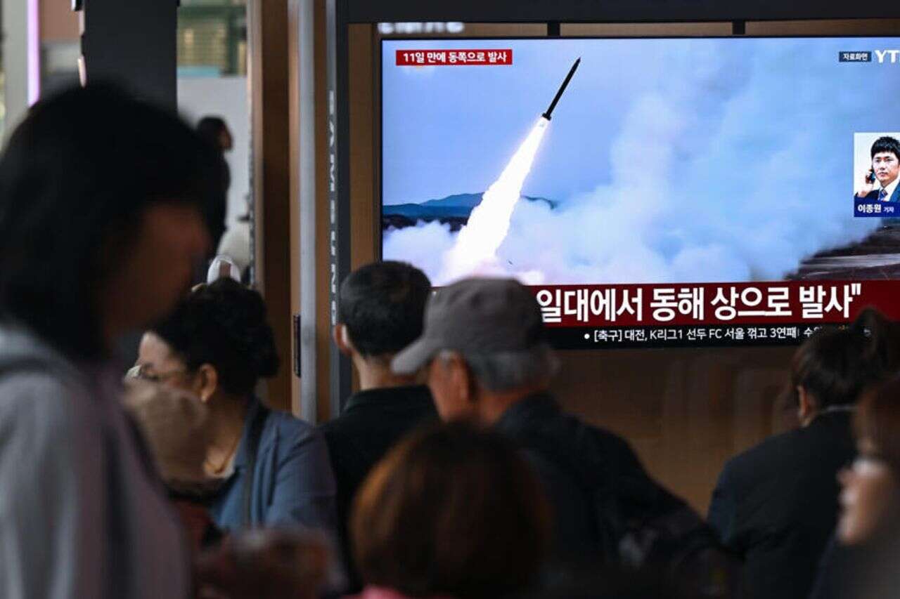 North Korea launched ballistic missiles towards the sea: "We are not Iran"