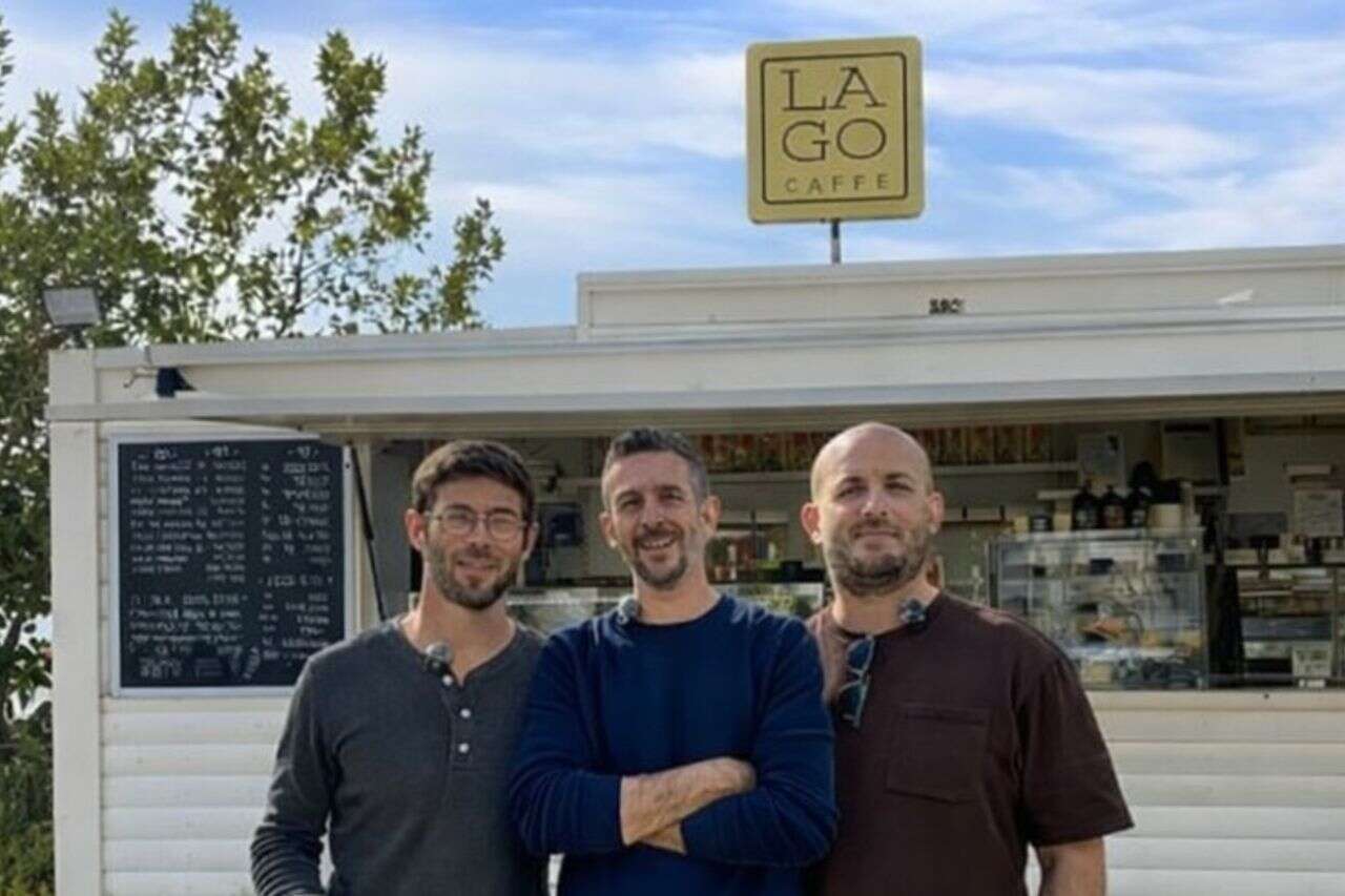 Heroes on wheels: the coffee carts of the people who kept us safe