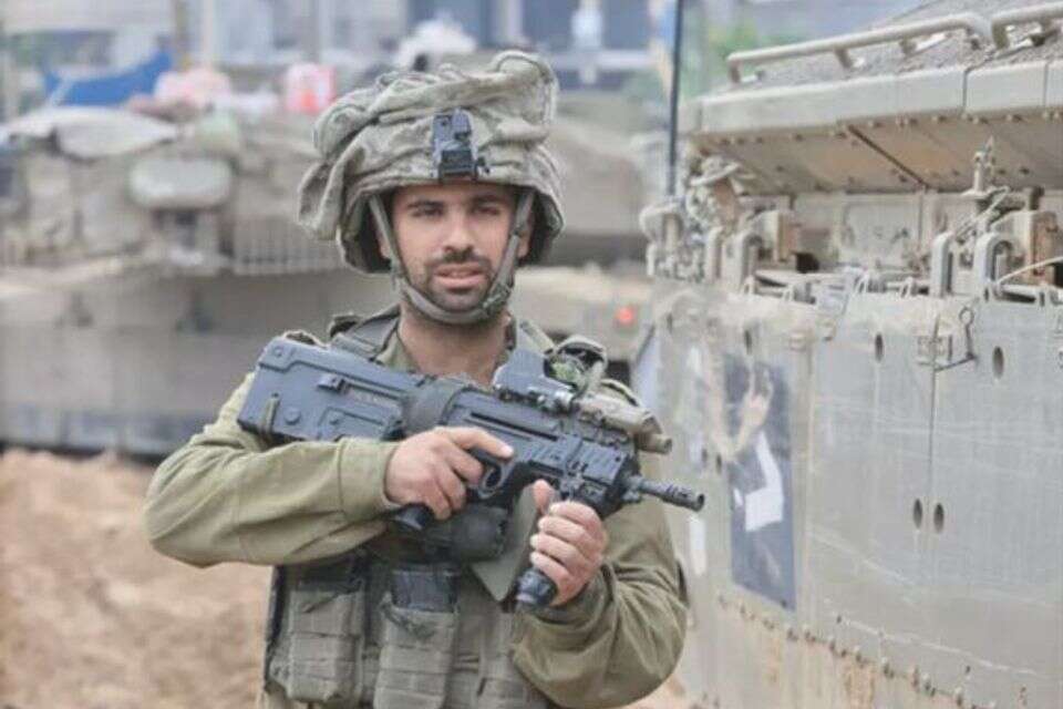 לזכרו של סא"ל תומר גרינברג ז"ל , באדיבות המשפחה