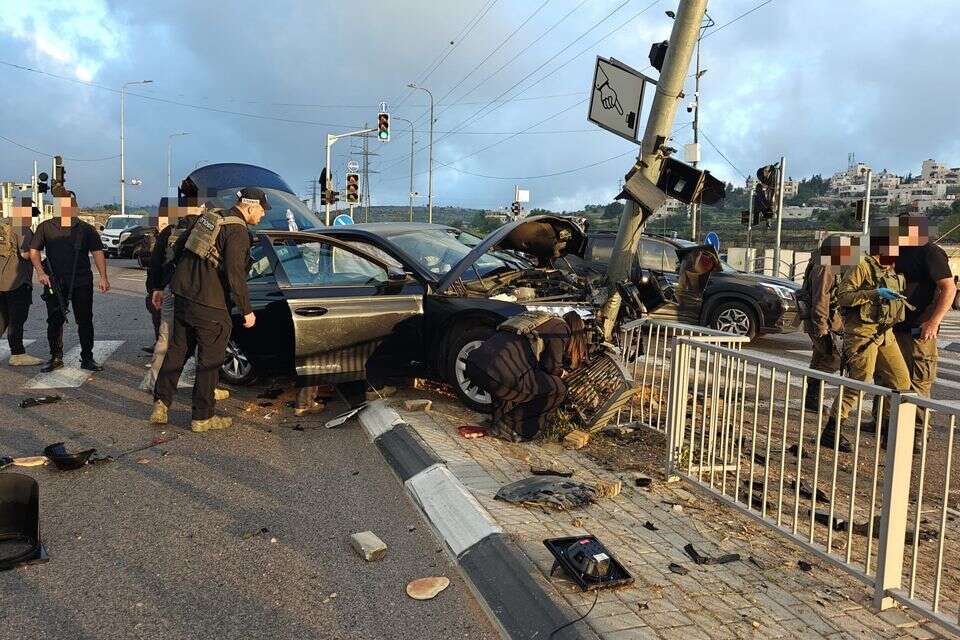 נער בן 16 נהרג בתאונת דרכים קטלנית בכביש 60 , תיעוד מבצעי מד"א