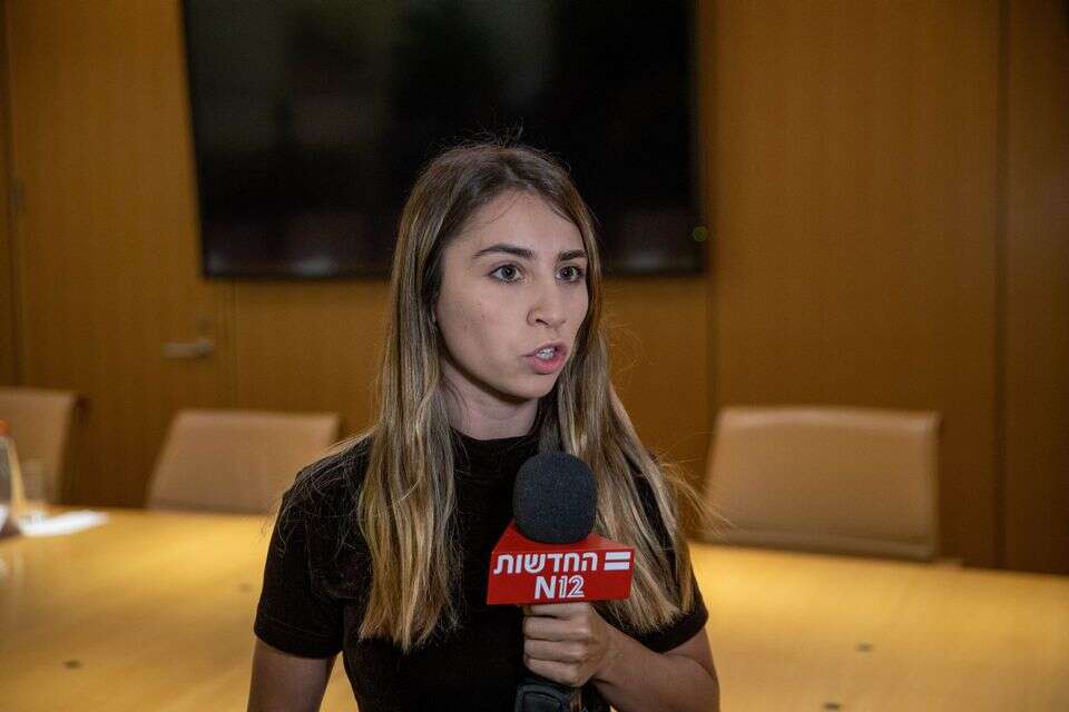 ענבר טויזר , אורן בן חקון