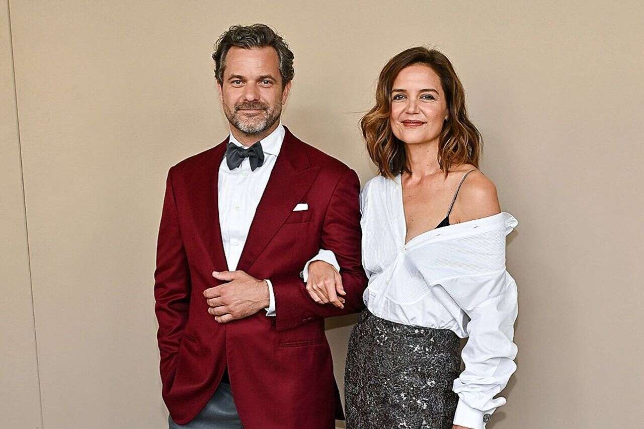 What is behind the intriguing union of the stars of "Dawson's Creek"?