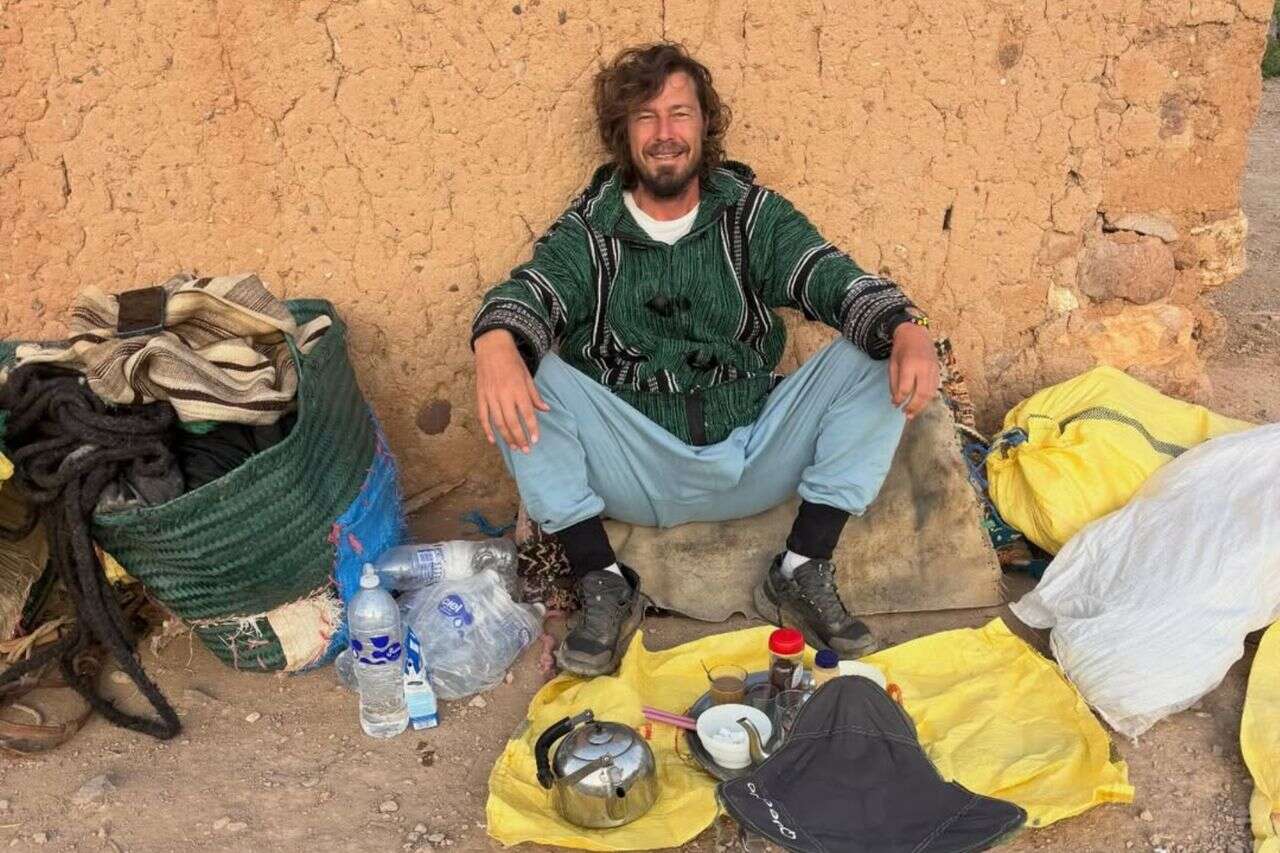 Wandering in the desert and sleeping in a tent: the best tennis player in the world has changed direction