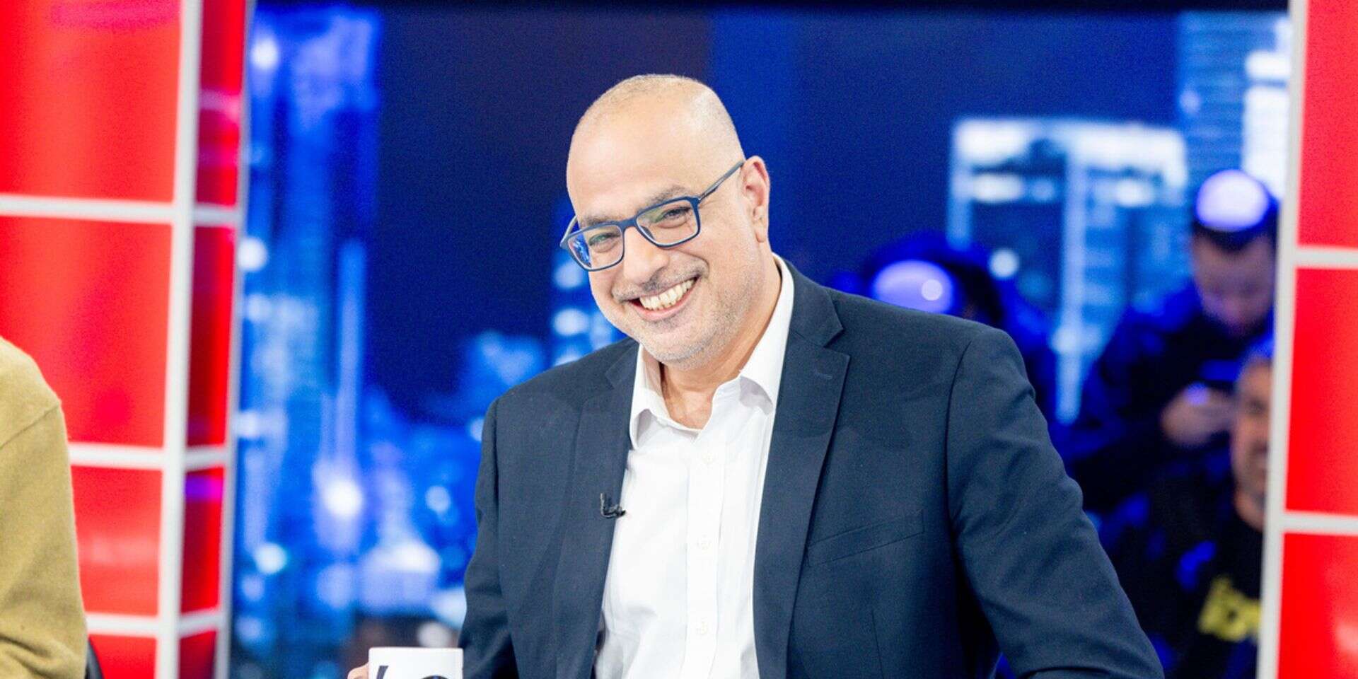 משה כהן אליה. נפרד מ"הפטריוטים" בטונים צורמים , כפיר זיו