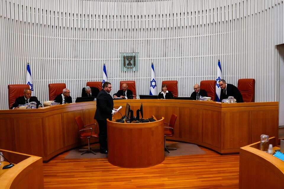 דיון בבג"ץ, ארכיון , אורן בן חקון