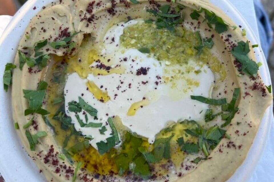 צלחת חומוס בפסטיבל האוכל בברלין , הקהילה היהודית בברילן