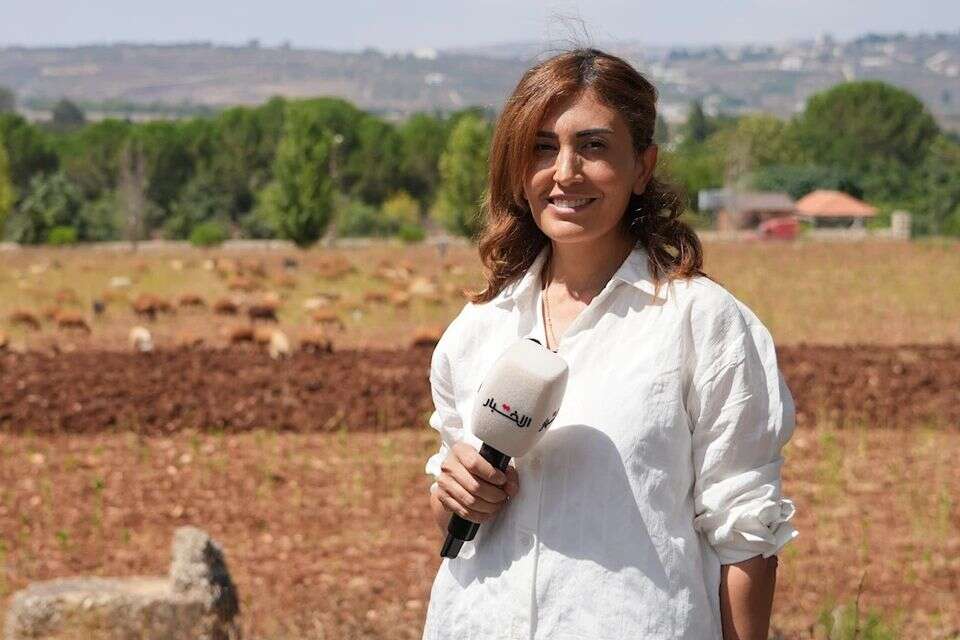 אמל ח'ליל, כתבת העיתון אל אח'באר המזוהה עם חיזבאללה , ללא