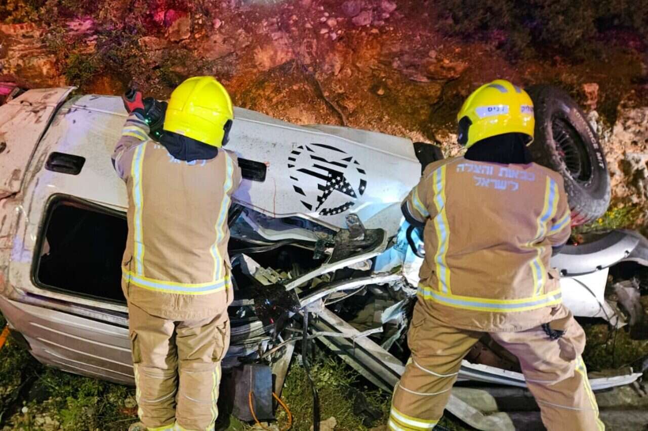 Two dead and three seriously injured in a fatal accident in Samaria