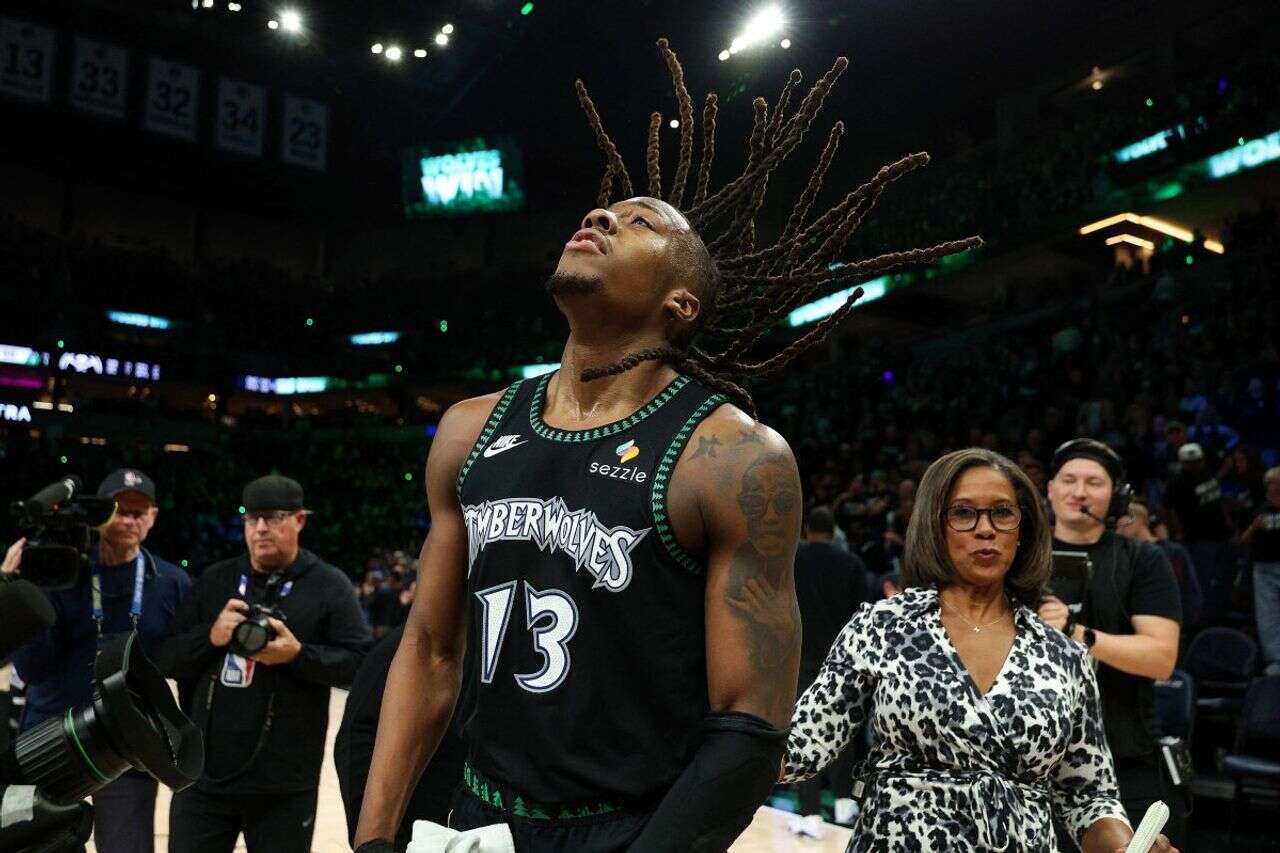 A historic performance for Dosunmo, Minnesota went 1:3 over Denver