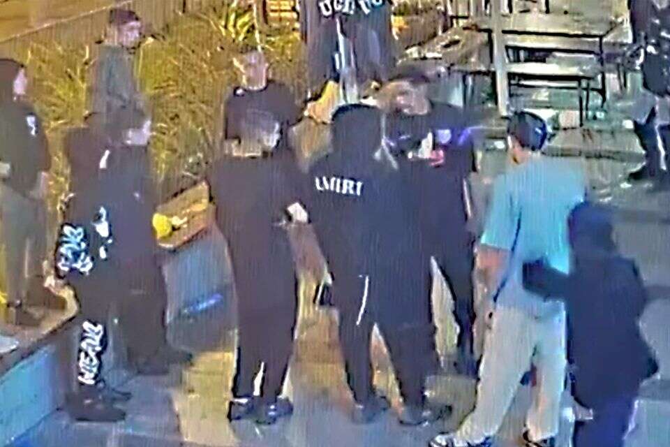 מתוך תיעוד הרצח בפ"ת , מצלמות אבטחה