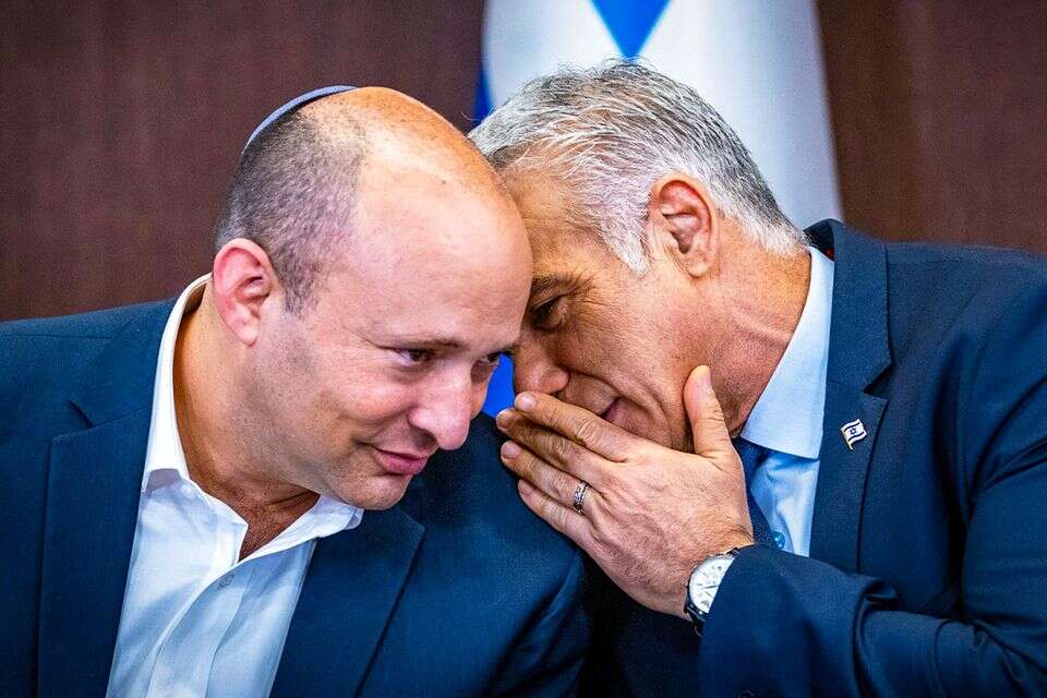 לפיד ובנט בישיבת הממשלה , Flash90 אוליבייה פיטוסי / פלאש 90