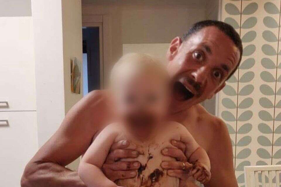 האב שרצח בנו בן ה-6 והתאבד , ללא