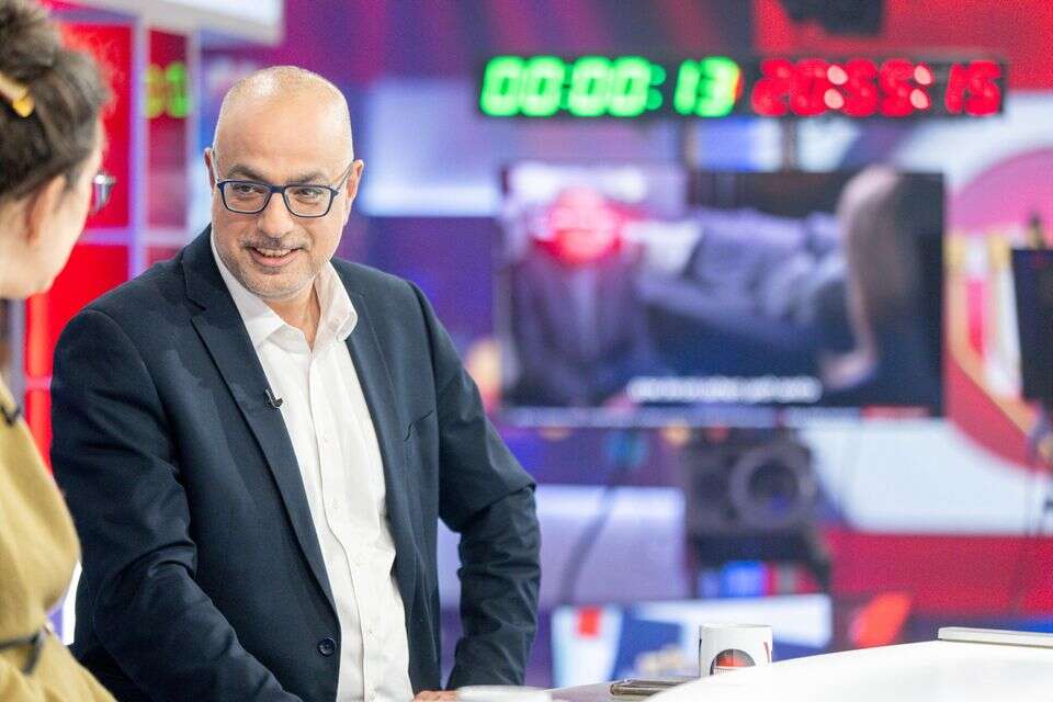 משה כהן אליה. התקפל , כפיר זיו
