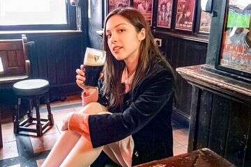 אוליביה רודריגו עלתה לבמה פתוחה, בהפתעה