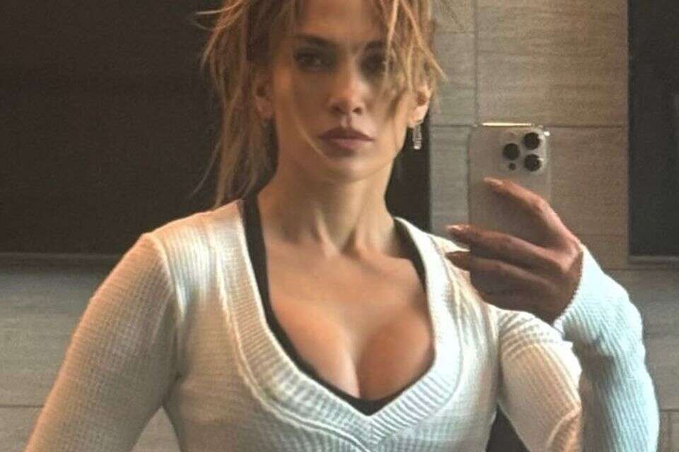 ג'ניפר לופז , אינסטגרם JLO
