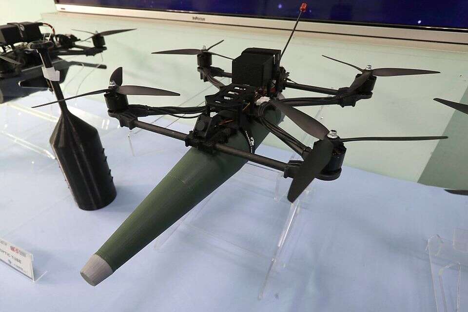 רחפן מדגם FPV עם ראש נפץ , איי.פי