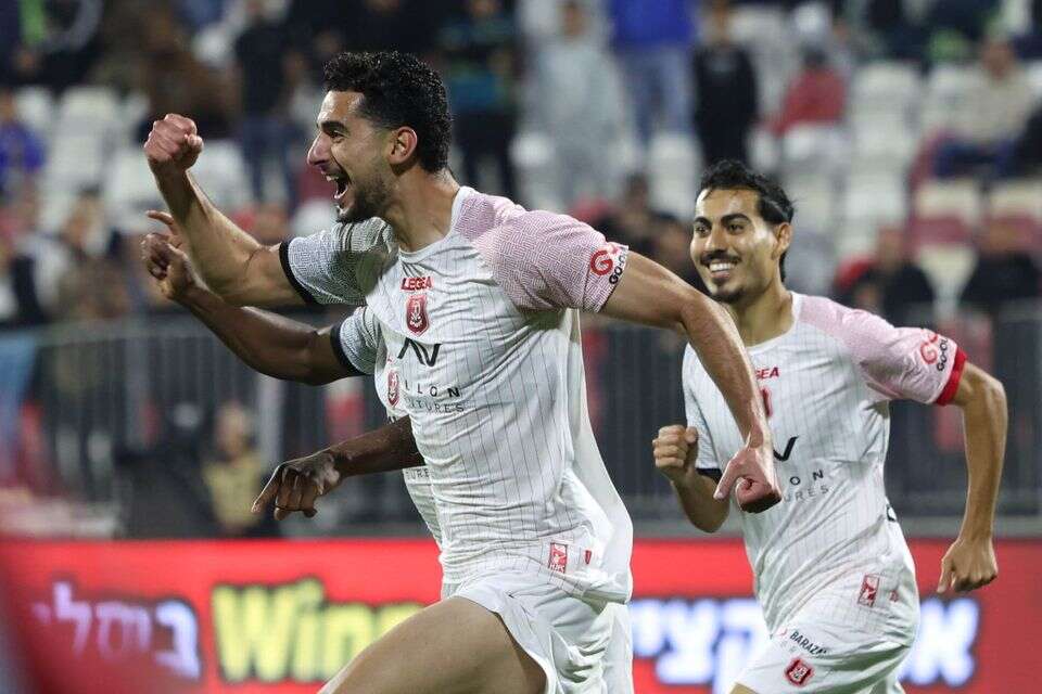 יונתן ליש חוגג , דני מרון
