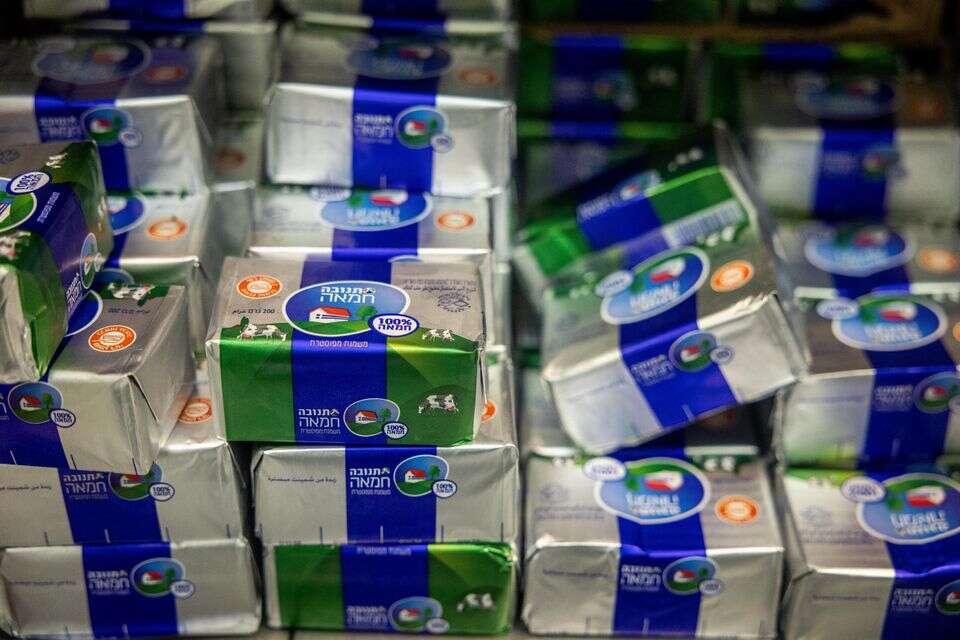 חמאה של תנובה , יונתן זינדל/פלאש90
