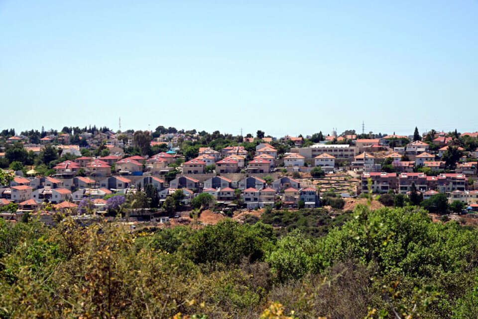 קרני שומרון , יוסי זליגר