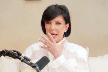 "אובססיבית אליו": קריס ג'נר מכחישה את השמועות