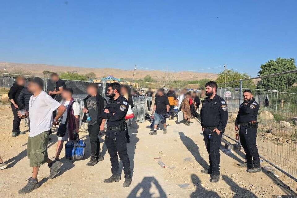 תמונות מפיזור מסיבת הטבע , דוברות המשטרה
