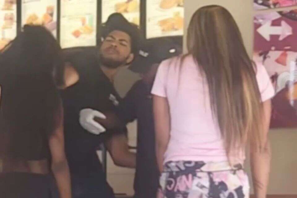 רגע התקיפה , צילום מסך