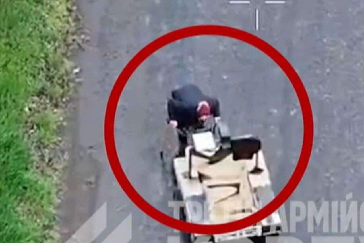 "Grandma's leaves": A robot rescued an elderly woman from the battlefield in Ukraine