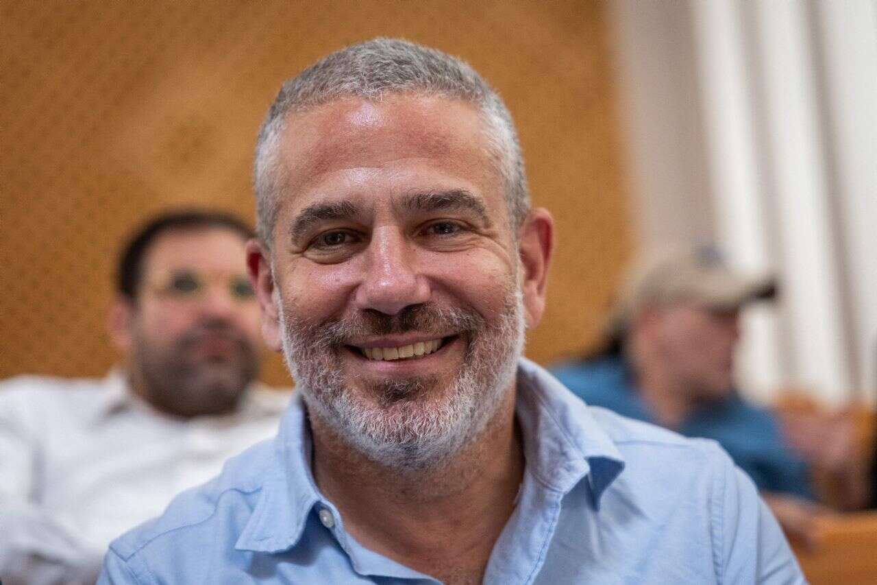 Eyal Berkovich stings Yanon Magal: "Is that what makes you this?"