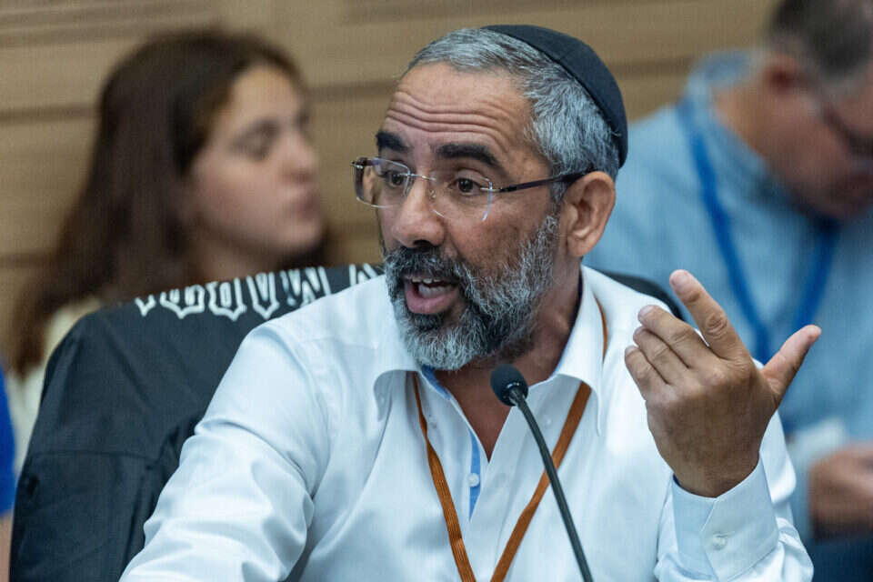רפי קדושים בכנסת. נותנים במה לכל מי שרוצה , יונתן זינדל/פלאש 90