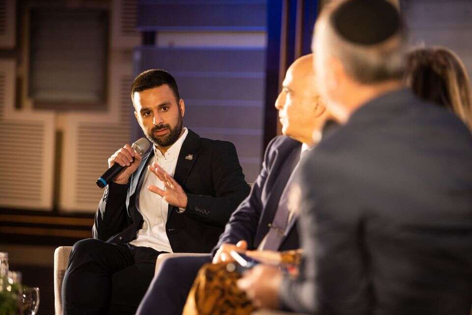 יוסף חדאד (ארכיון) , אורן בן חקון