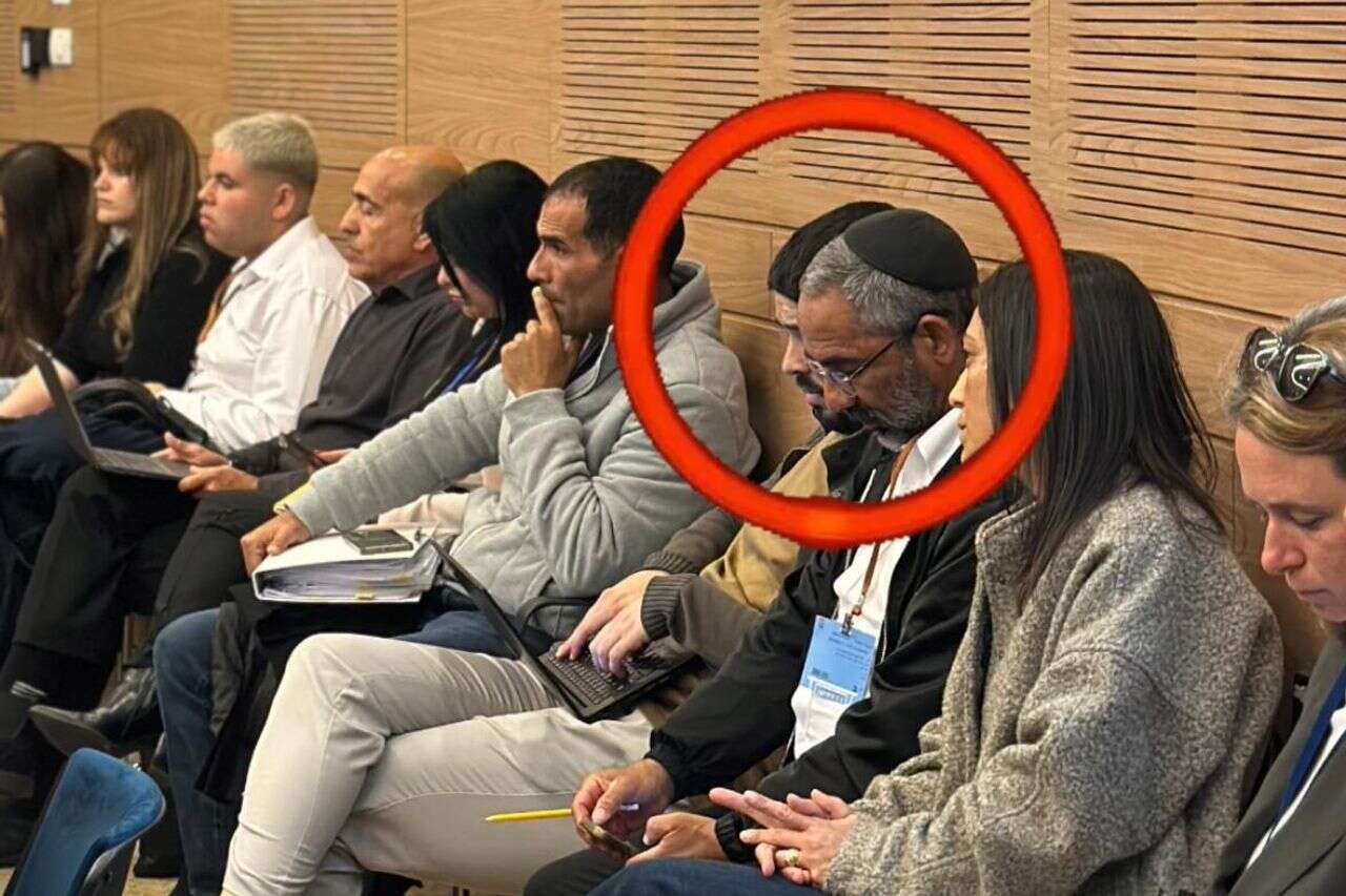 Convicted felon and Likud member Rafi Kadoshim - in a discussion on youth violence