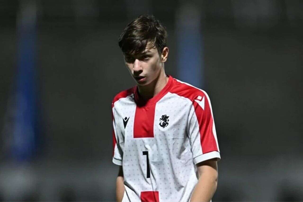 Only 16 years old: Bayern Munich and PSG are competing for the brother of Hvicha Kvamazdalia