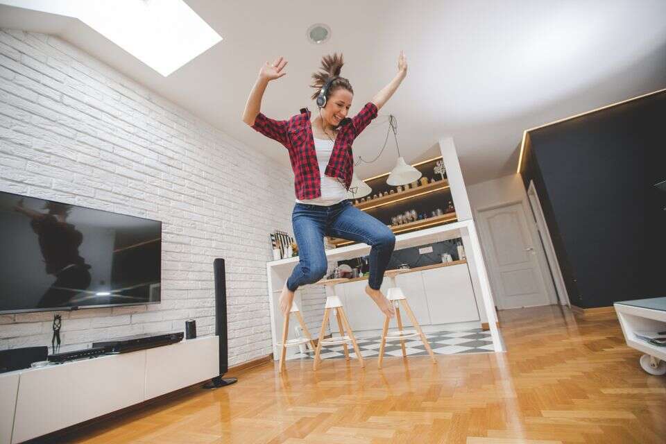 האושר מגיע באמצע החיים. אילוסטרציה , GettyImages