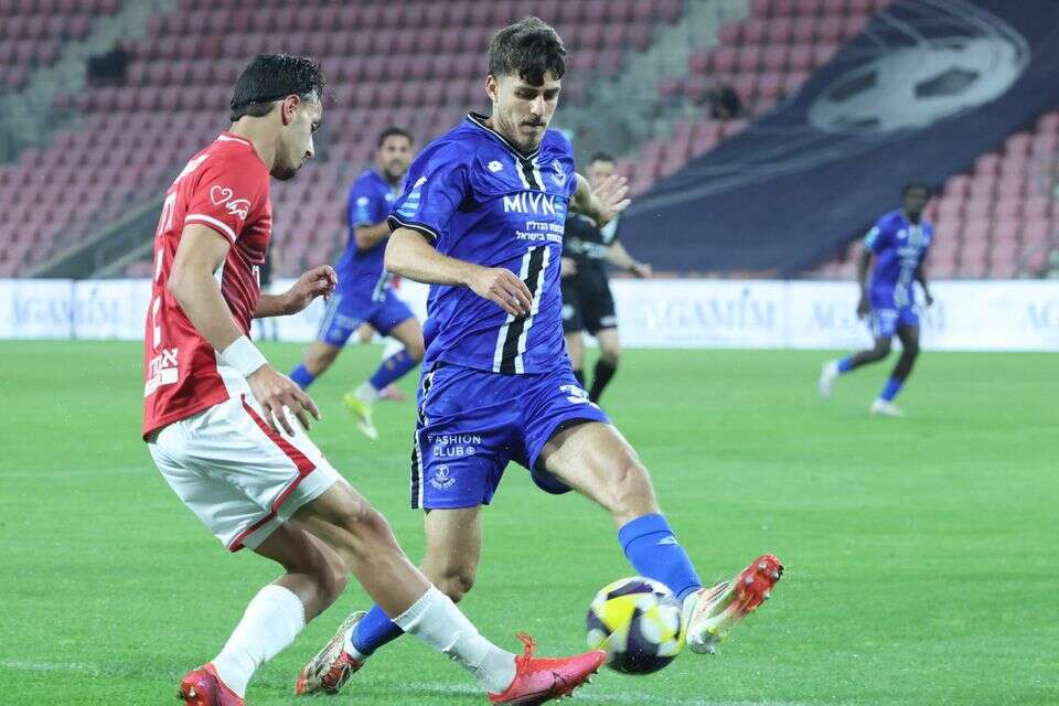 שחר רוזן מול הפועל ב"ש ,  דני מרון