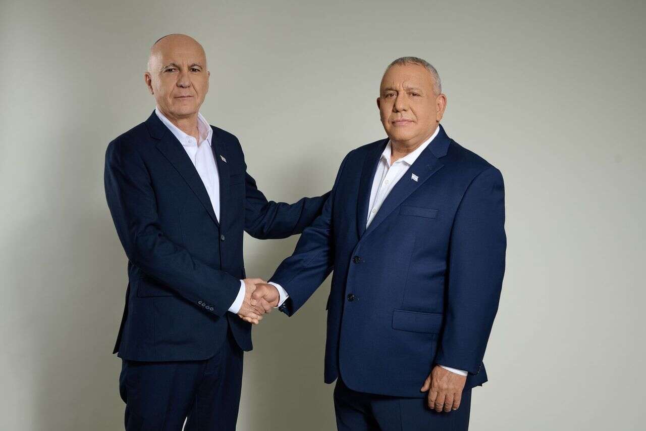 As first reported in Hayom: Yoram Cohen announced his joining of Eisenkot's party
